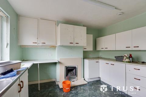 undefined, Birdswell Avenue, Brighouse, HD6