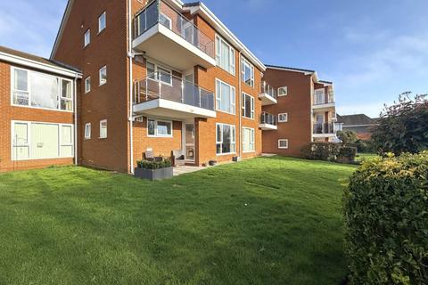 2 bedroom flat for sale, Cranford Avenue, Exmouth
