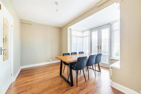 3 bedroom semi-detached house for sale, Chatsworth Gardens, Westerhope, NE5