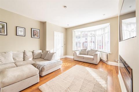 3 bedroom semi-detached house for sale, Chatsworth Gardens, Westerhope, NE5