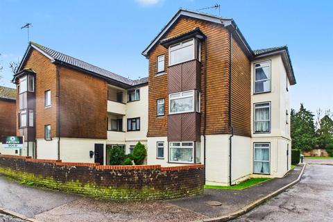 undefined, Hollin Court, Crawley RH10