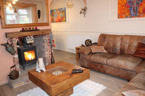 3 bedroom detached house for sale, Acer Close, Pinxton, Nottinghamshire. NG16 6RB