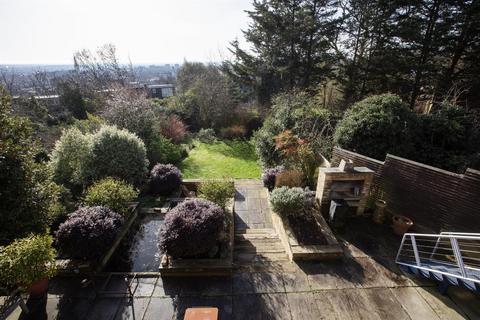 undefined, Ewelme Road, Forest Hill, SE23