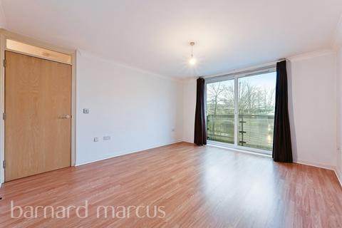 Bedfont Lane, FELTHAM