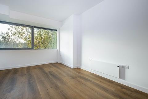 undefined, Lakeside Close, Staines Upon Thames