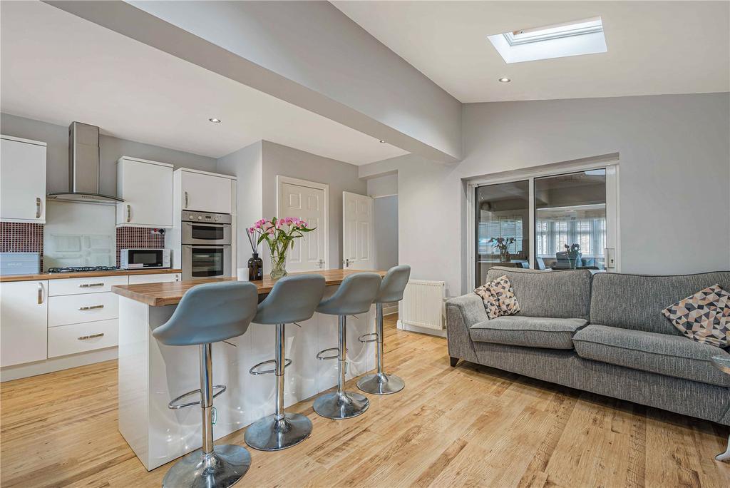 Kitchen/Family Room