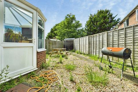 1 bedroom terraced house to rent, Motum Road, NR5