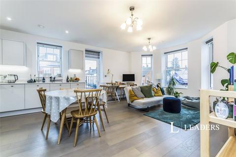 2 bedroom flat to rent, London Road, Sevenoaks, TN13