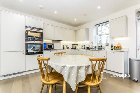 2 bedroom flat to rent, London Road, Sevenoaks, TN13