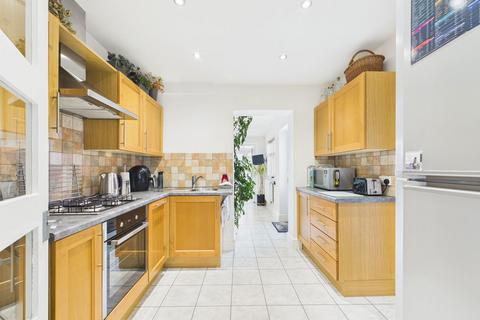 2 bedroom terraced house for sale, Roseway, Telford TF1