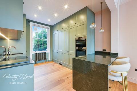 2 bedroom apartment for sale, Trinity Street, Borough, SE1