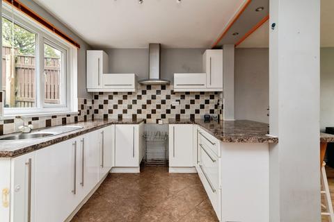 4 bedroom end of terrace house for sale, Pearmain Drive, Nottingham