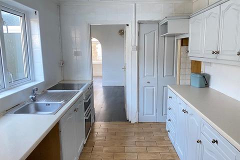 3 bedroom terraced house for sale, Middleton Street, Neath, Neath Port Talbot.