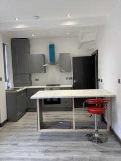 4 bedroom terraced house to rent, leeds LS6