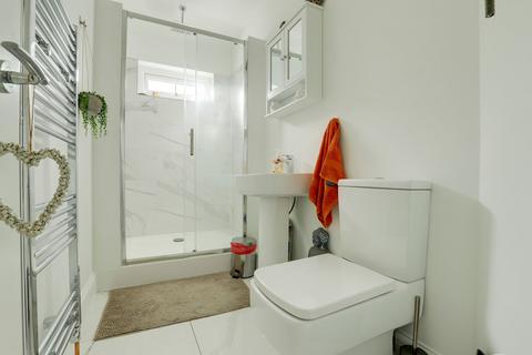 2 bedroom terraced house for sale, Bradmore Avenue, Nottingham NG11