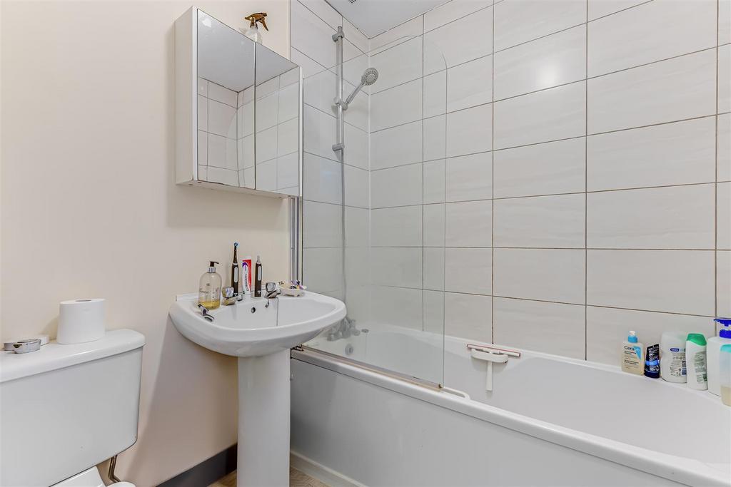 Bathroom.jpg