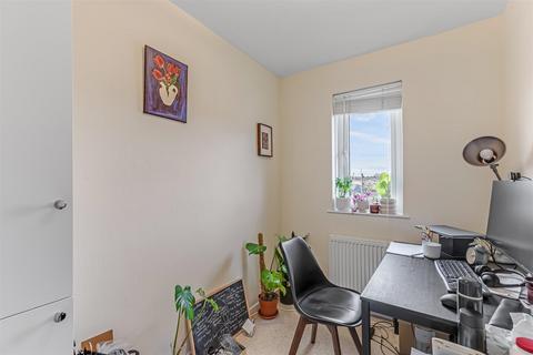 undefined, Nelson Court, Ilkley LS29