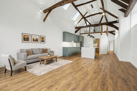 3 bedroom barn conversion for sale, Park Street, Baldock, SG7