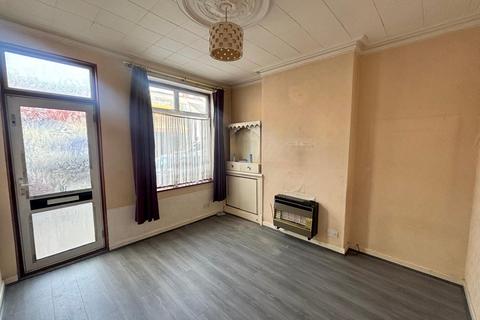 3 bedroom terraced house to rent, Coral Street