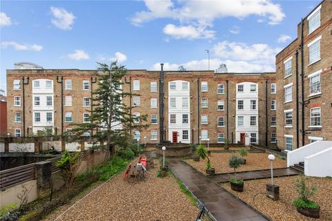 undefined, Old Castle Street, London, E1