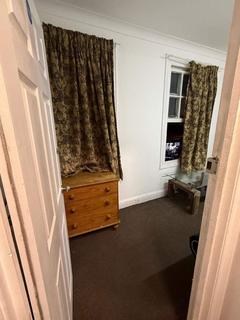 1 bedroom in a house share to rent, Southbury Road, Enfield EN1
