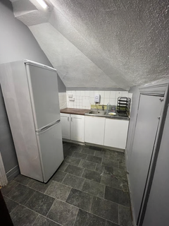 1 bedroom in a house share to rent, Southbury Road, Enfield EN1