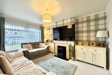 4 bedroom semi-detached house for sale, Flats Lane, Barwick In Elmet, Leeds