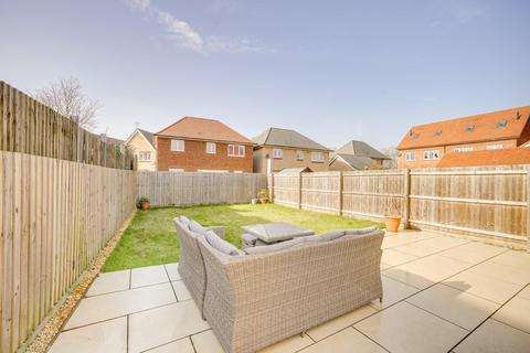 undefined, Kemsley Drive, Leighton Buzzard