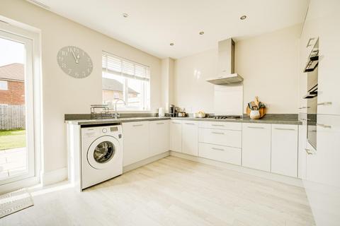 undefined, Kemsley Drive, Leighton Buzzard