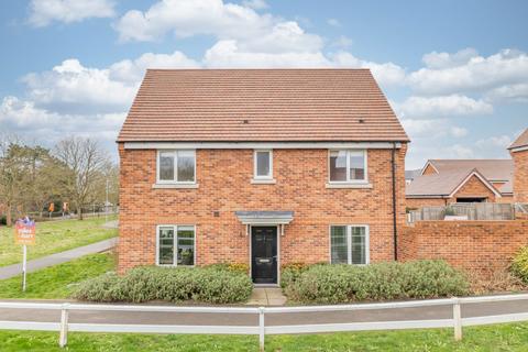 3 bedroom semi-detached house for sale, Highlanders Avenue, Canterbury, Kent, CT1