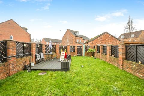 3 bedroom end of terrace house for sale, Roebuck Chase, Wath-Upon-Dearne, Rotherham