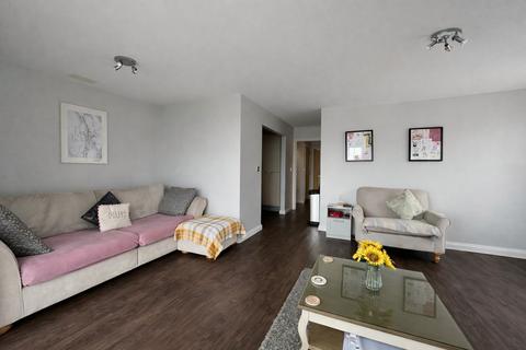 2 bedroom apartment for sale, Lambourne Chase, Chelmsford, CM2