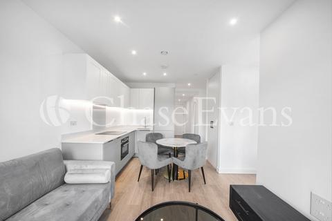 Studio to rent, Halcyon House, Royal Eden Docks, 3 Eden Place, Royal Docks, London, E16