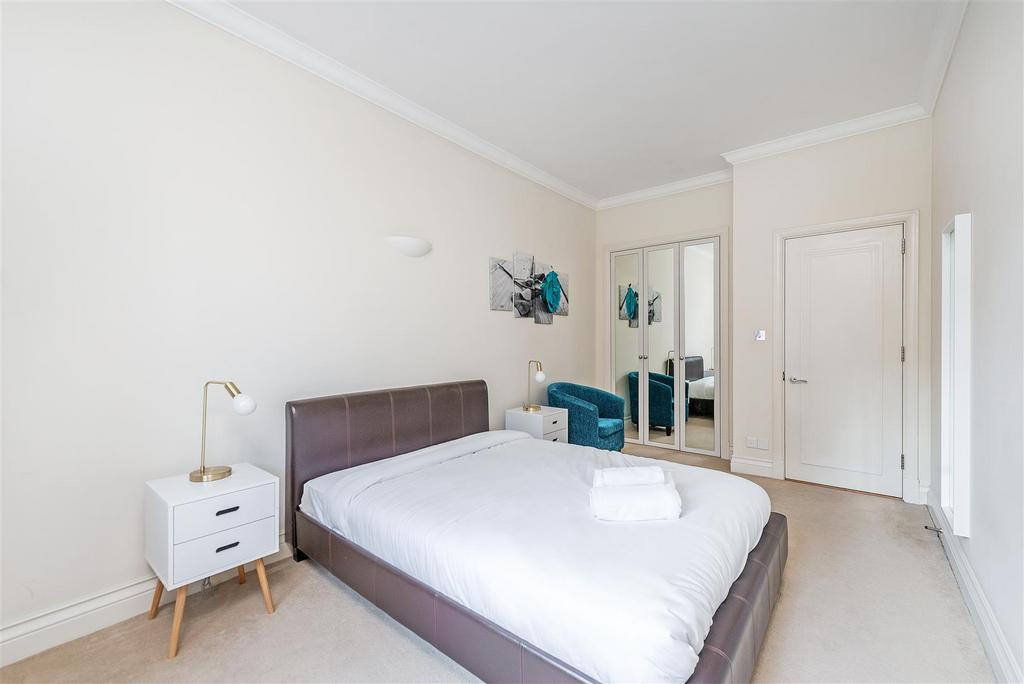Bedroom.jpg