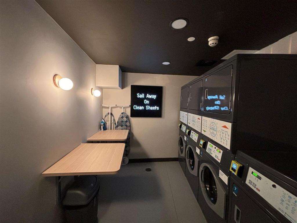 Student-accommodation-bristol-the-port-on-the-squa