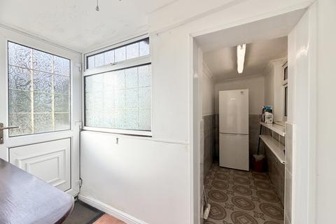 3 bedroom semi-detached house for sale, Church Road, Great Preston