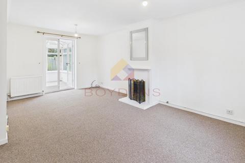 undefined, Maltings Close, Bures CO8