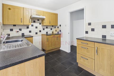 3 bedroom terraced house for sale, Maltings Close, Bures CO8