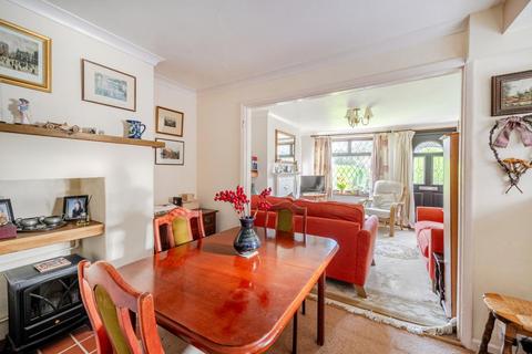 undefined, Bagshot,  Surrey,  GU19