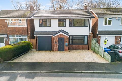 4 bedroom detached house for sale, Tragan Drive, Penketh, WA5