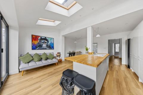 4 bedroom detached house for sale, Tragan Drive, Penketh, WA5