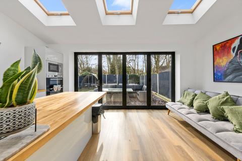 4 bedroom detached house for sale, Tragan Drive, Penketh, WA5