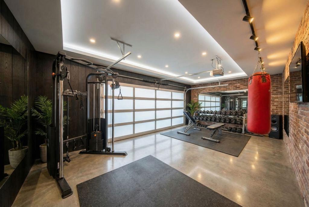 AI Garage/Gym