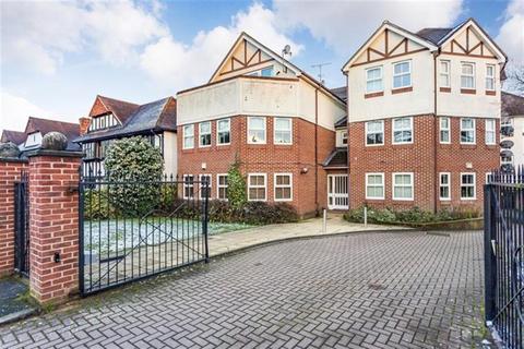 undefined, High Road, Woodford Green, IG8