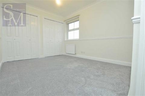 undefined, High Road, Woodford Green, IG8