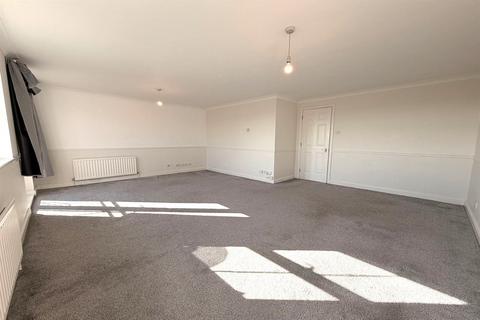 2 bedroom apartment to rent, High Road, Woodford Green, IG8