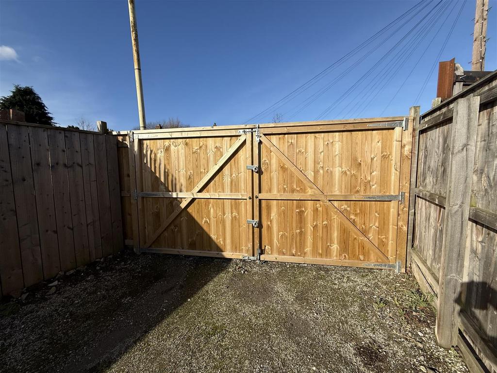 Rear access gates
