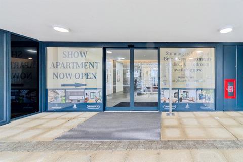 undefined, Midsummer Boulevard, Milton Keynes