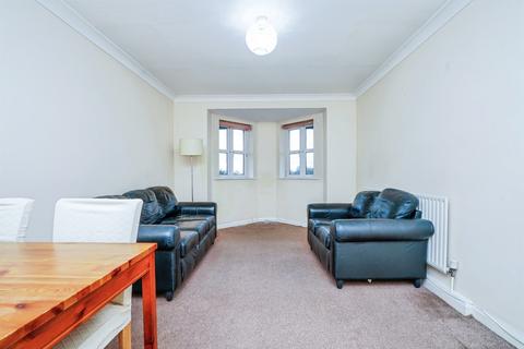 2 bedroom apartment for sale, Falkland Mount, Leeds