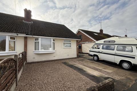 undefined, Mayfield Drive, Burton-On-Trent DE15